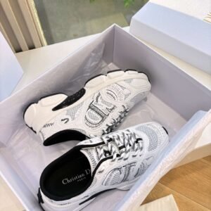 DIOR B30 BLACK AND WHITE GRAPHIC PRINT LOW-TOP SNEAKERS