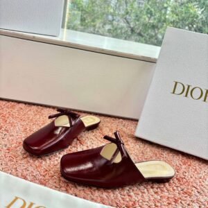 Christian Dior Bow-Embellished Patent Leather Square-Toe Flat Mules