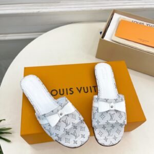 Louis Vuitton White Monogram Denim Patent Leather-Bow Flat Slide